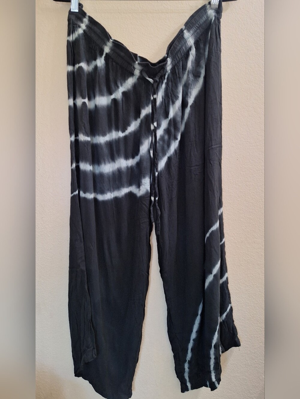Connections Black and White Tie Dye Wide Leg Beach Pants, Large